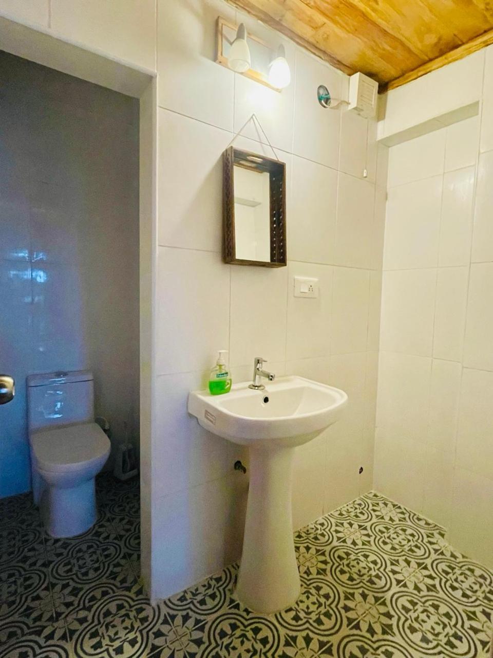 Bed and Breakfast Stumpfields Уті Екстер'єр фото